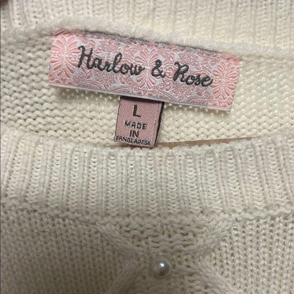 Beautiful Pearl detailed Cream Knit Sweater